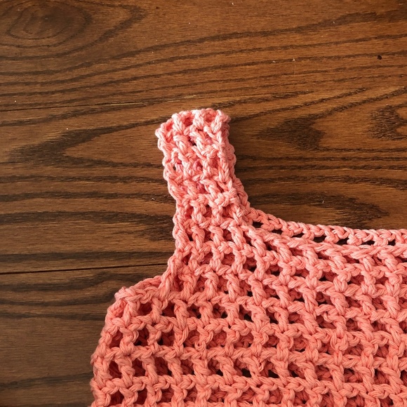 Hand- crocheted peach coloured cotton mesh pop-top -new - Picture 5 of 8